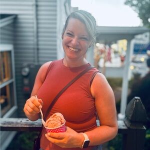 Meet your Posher, Haley